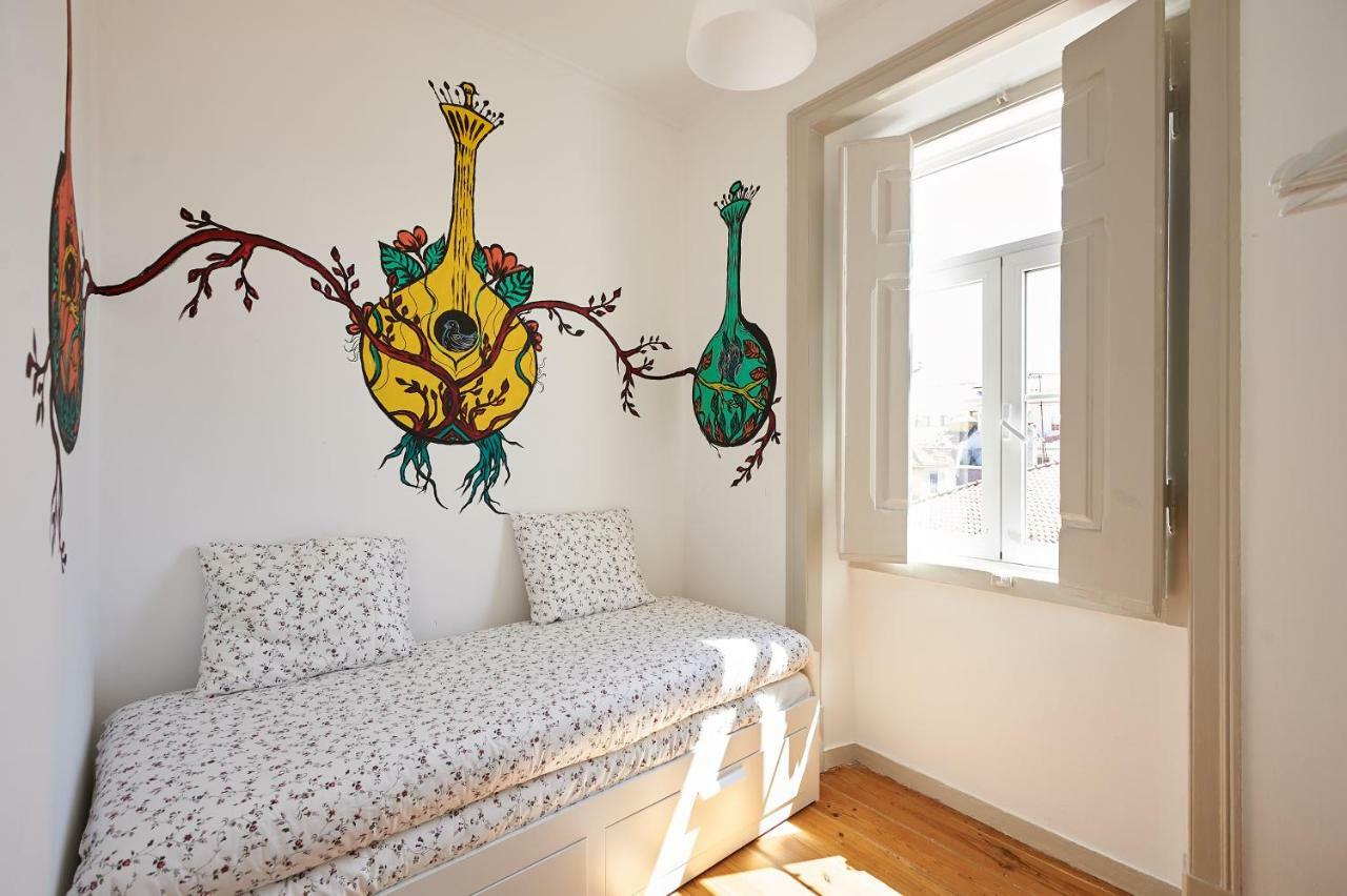 Love Inn Bairro Alto 4 Lisboa 外观 照片